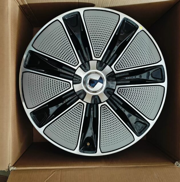 ティーズ ページ8 Диски оригинал на DENZA Z9GT 20x8.5J ET45 14127500-00/HTE-3101010A